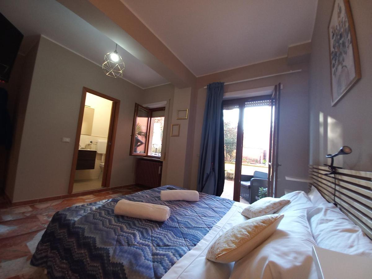 B&B Del Viale L'Aquila Bagian luar foto