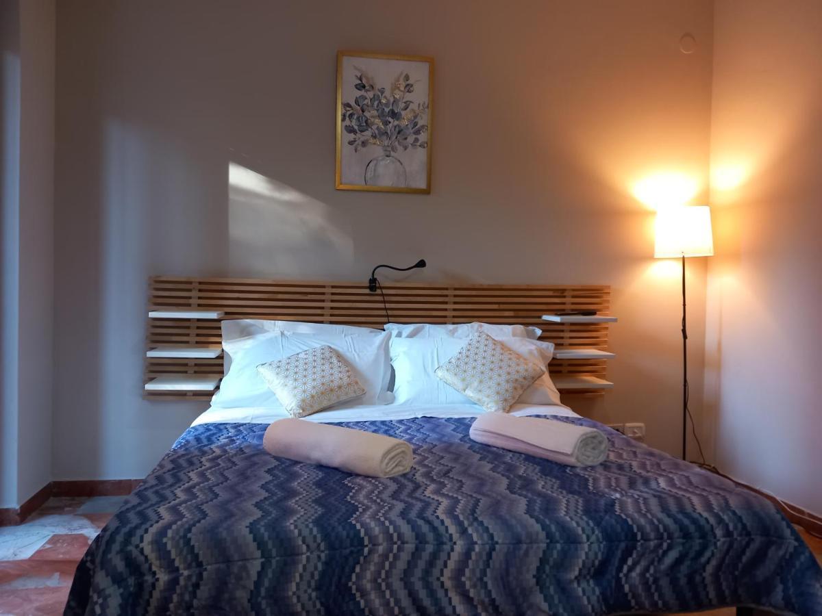 B&B Del Viale L'Aquila Bagian luar foto